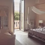 Ai Raggi Di Sole Couette-café