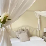 Ai Raggi Di Sole 4*