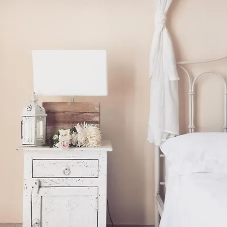 לינה וארוחת בוקר Ai Raggi Di Sole 4*